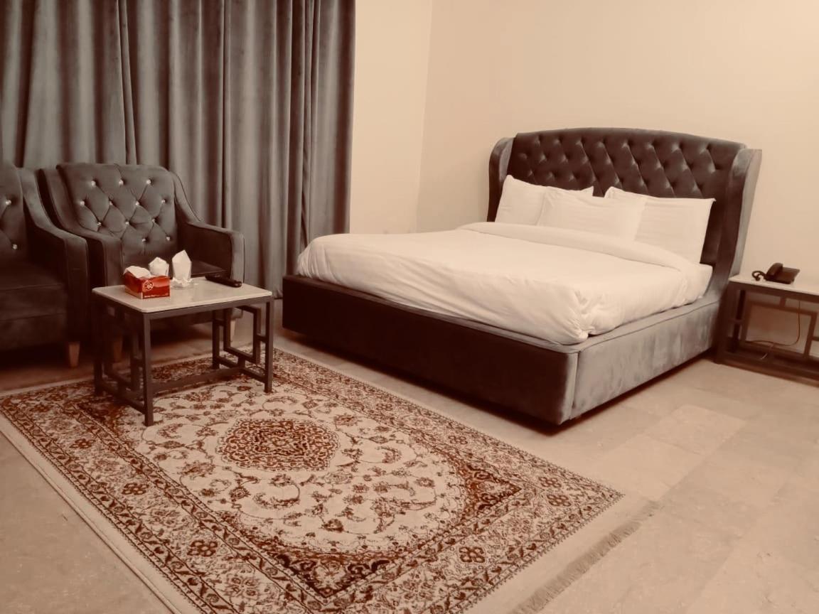 Blue Moon Residency Hotel Islamabad Luaran gambar